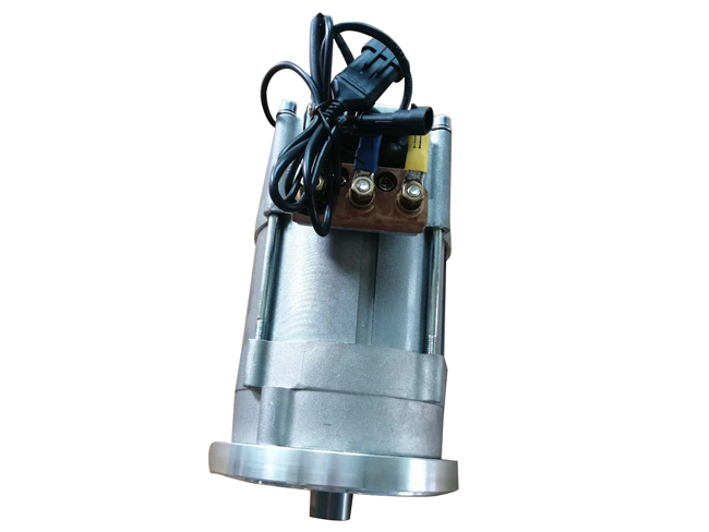 YBQA-2.5-48I01交流異步電動(dòng)汽車電機(jī)外形圖